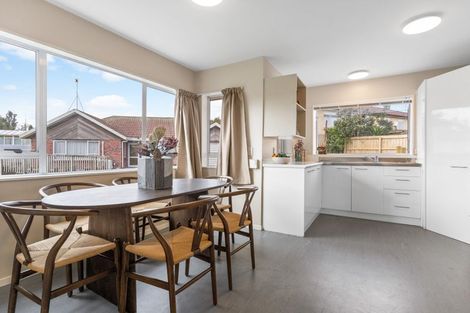 Photo of property in 63 Sabulite Road, Kelston, Auckland, 0602