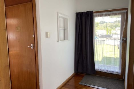 Photo of property in 6 Mangaroa Hill Road, Clouston Park, Upper Hutt, 5018