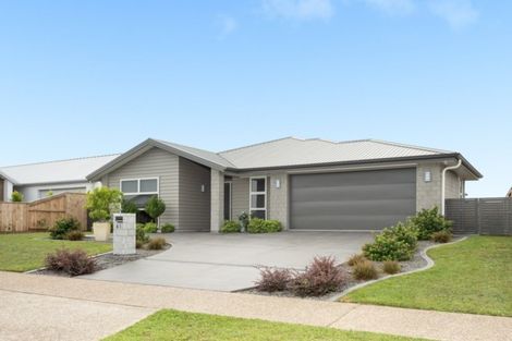 Photo of property in 61 Te Ranga Memorial Drive, Pyes Pa, Tauranga, 3112