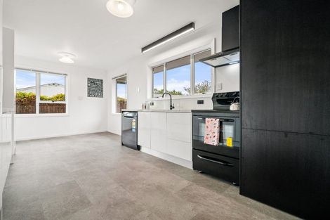 Photo of property in 31 Horton Place, Avondale, Christchurch, 8061