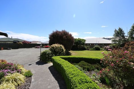 Photo of property in 8 Dove Place, Holmes Hill, Oamaru, 9401