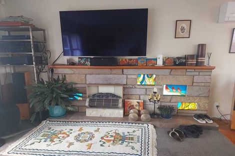 Photo of property in 15 Wakefield Road, Favona, Auckland, 2024