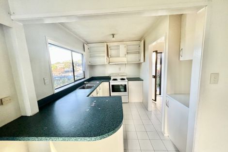 Photo of property in 1/11 Keystone Avenue, Mount Roskill, Auckland, 1041