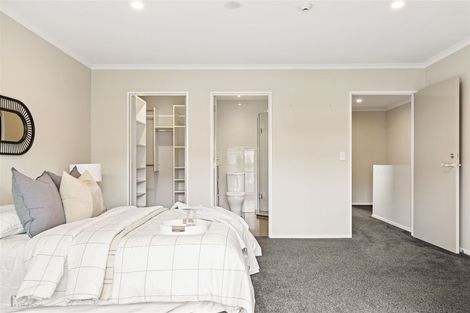 Photo of property in 215 Hobsonville Point Road, Hobsonville, Auckland, 0616