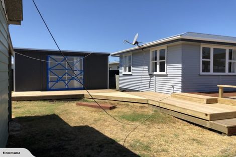 Photo of property in 5 Tainui Street, Castlecliff, Whanganui, 4501