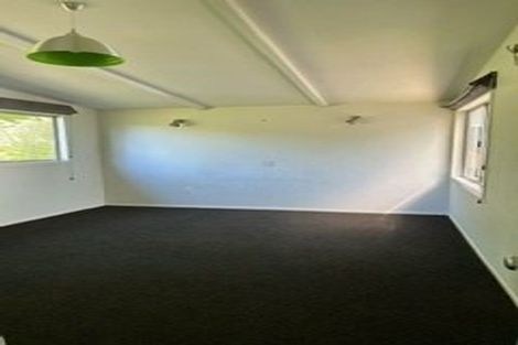 Photo of property in 52 Peter Terrace, Castor Bay, Auckland, 0620
