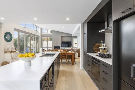 Photo of property in 14 Boardwalk Lane, Seatoun, Wellington, 6022