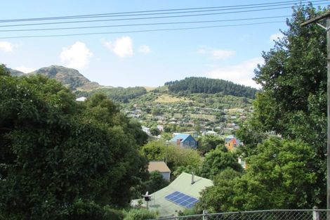 Photo of property in 11 Hawkhurst Road, Lyttelton, 8082