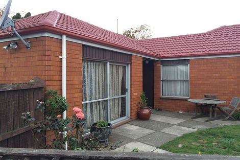 Photo of property in 21 Karnak Crescent, Russley, Christchurch, 8042