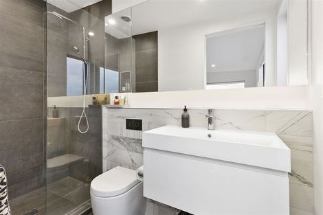 Photo of property in Sugar Lane Apartments, 11/31 Rawene Road, Birkenhead, Auckland, 0626