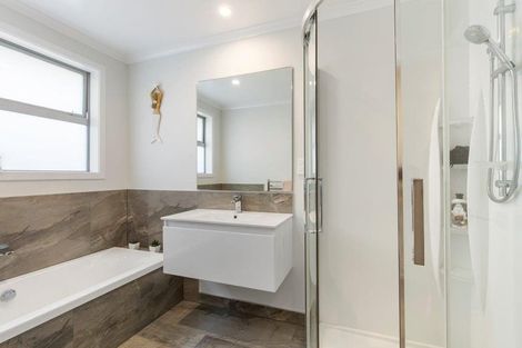 Photo of property in 55 Harding Drive, Papamoa Beach, Papamoa, 3118