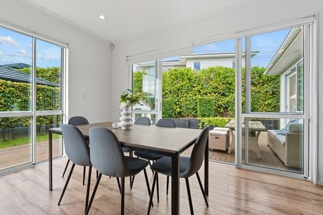 Photo of property in 3 Dida Park Drive, Kumeu, 0810