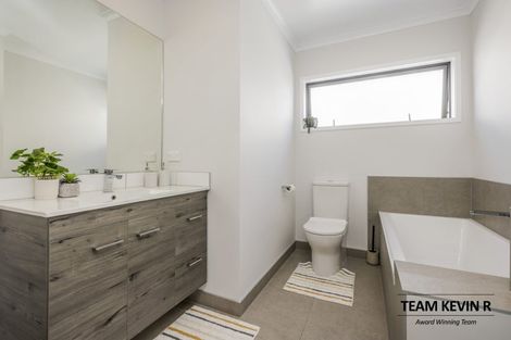 Photo of property in 6 Kapia Road, Westgate, Auckland, 0614