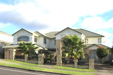 Photo of property in 37 Jane Eyre Drive, Somerville, Auckland, 2014