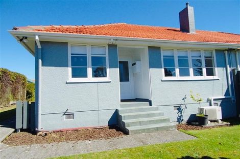 Photo of property in 68a Brooklands Road, Brooklands, New Plymouth, 4310