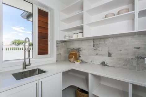 Photo of property in 26 Meissner Road, Havelock North, 4130