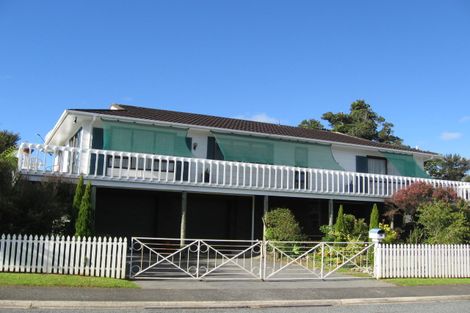 Photo of property in 39 Te Haumi Drive, Paihia, 0200