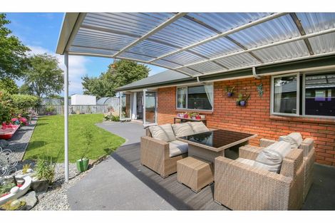 Photo of property in 28 Cedar Place, Rangiora, 7400