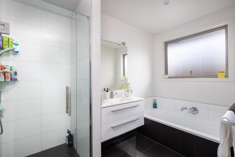 Photo of property in 11a Cutfield Street, Inglewood, 4330