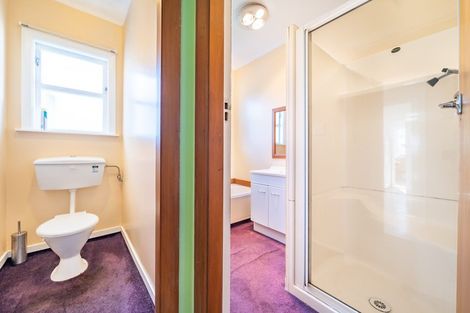 Photo of property in 23 Pinehaven Road, Pinehaven, Upper Hutt, 5019