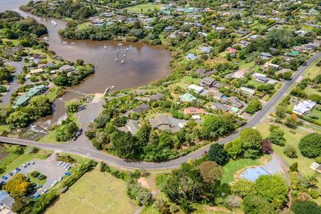 Photo of property in 156 Landing Road, Kerikeri, 0230