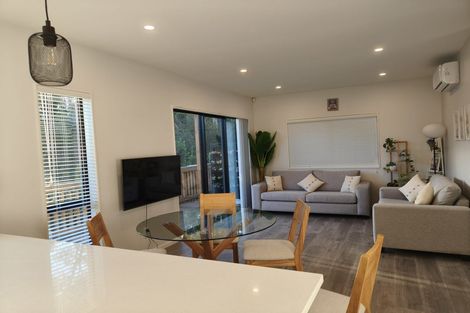 Photo of property in 29 Kaimai Avenue, Massey, Auckland, 0614