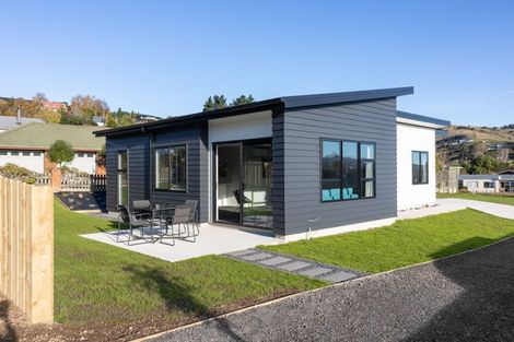 Photo of property in 4a Chatham Street, Waihola, Milton, 9073