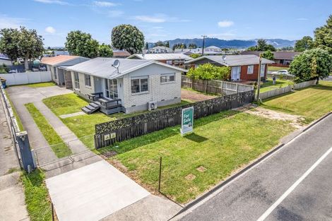 Photo of property in 72a Main Street, Edgecumbe, 3120