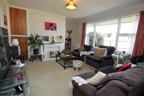 Photo of property in 2/83 Roberta Drive, Somerfield, Christchurch, 8024