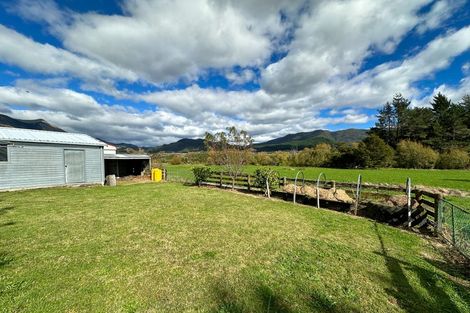 Photo of property in 6 Harwood Place, Upper Takaka, Takaka, 7183