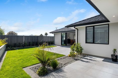 Photo of property in 2 Atea Place, Hawera, 4610