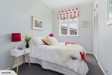 Photo of property in 132 Paremata Road, Paremata, Porirua, 5024