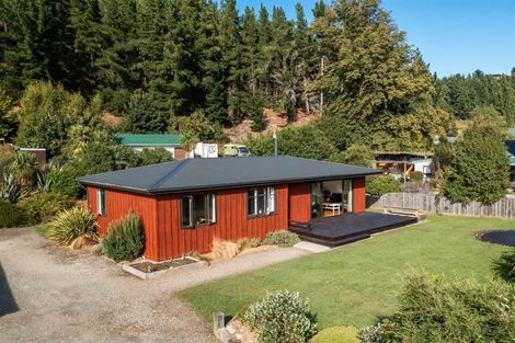 Photo of property in 12 Kingan Road, Luggate, Cromwell, 9383