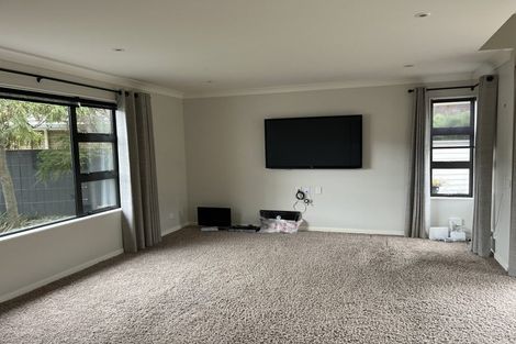 Photo of property in 10 Sun Valley Way, Wainuiomata, Lower Hutt, 5014