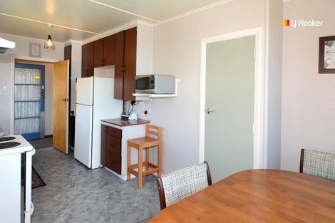 Photo of property in 14 Hanlon Street, Halfway Bush, Dunedin, 9010