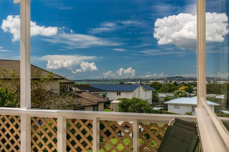 Photo of property in 193 Te Atatu Road, Te Atatu South, Auckland, 0610