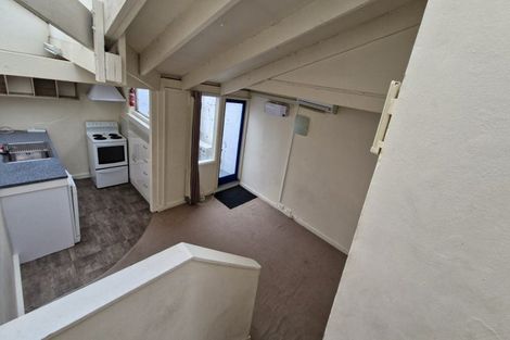 Photo of property in 2/112 Dowse Drive, Maungaraki, Lower Hutt, 5010