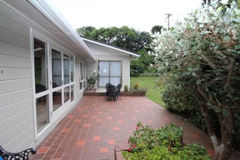 Photo of property in 28a Whanake Street, Titahi Bay, Porirua, 5022