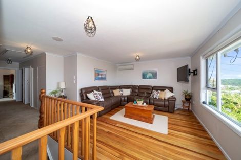 Photo of property in 14 Mount View Place, Spotswood, New Plymouth, 4310