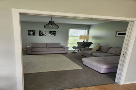 Photo of property in 18 Skipjack Pass, Silverdale, 0932