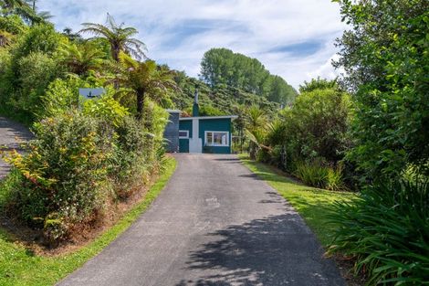 Photo of property in 84 Spencer Road, Lake Tarawera, Rotorua, 3076
