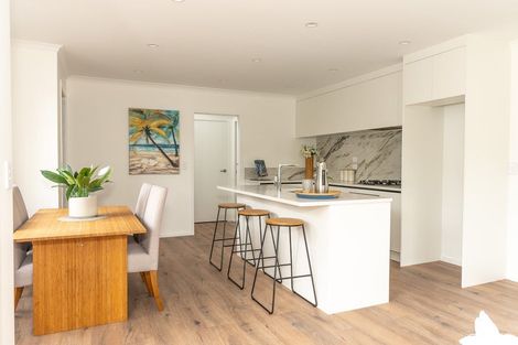 Photo of property in 1/4 Marama Street, Castor Bay, Auckland, 0620