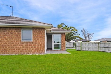 Photo of property in 2 Foxbury Court, Rototuna North, Hamilton, 3210