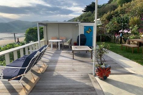 Photo of property in 53 Makorori Beach Road, Makorori, Gisborne, 4073