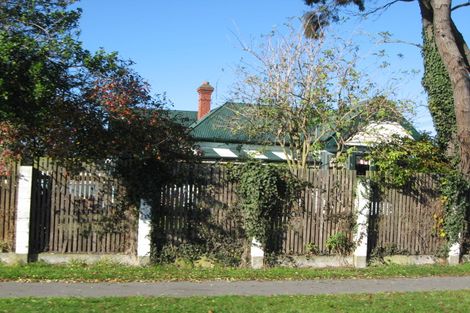 Photo of property in 12 Tyrone Street, Belfast, Christchurch, 8051