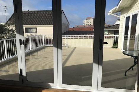 Photo of property in 156 Saint Aubyn Street, New Plymouth, 4310