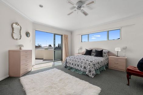 Photo of property in 409b Devonport Road, Tauranga South, Tauranga, 3112