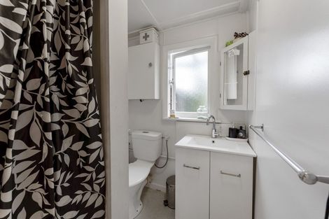 Photo of property in 124 Nursery Road, Phillipstown, Christchurch, 8011