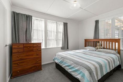 Photo of property in 10 Cleland Crescent, Naenae, Lower Hutt, 5011