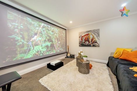 Photo of property in 48 Korokoro Road, Korokoro, Lower Hutt, 5012